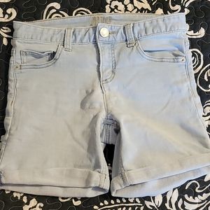 JUSTICE light wash, non distressed shorts